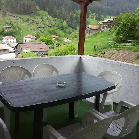 Sakalievi 3*